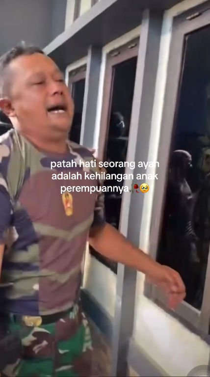 Bapa Tahan Tangis Anak Lemas