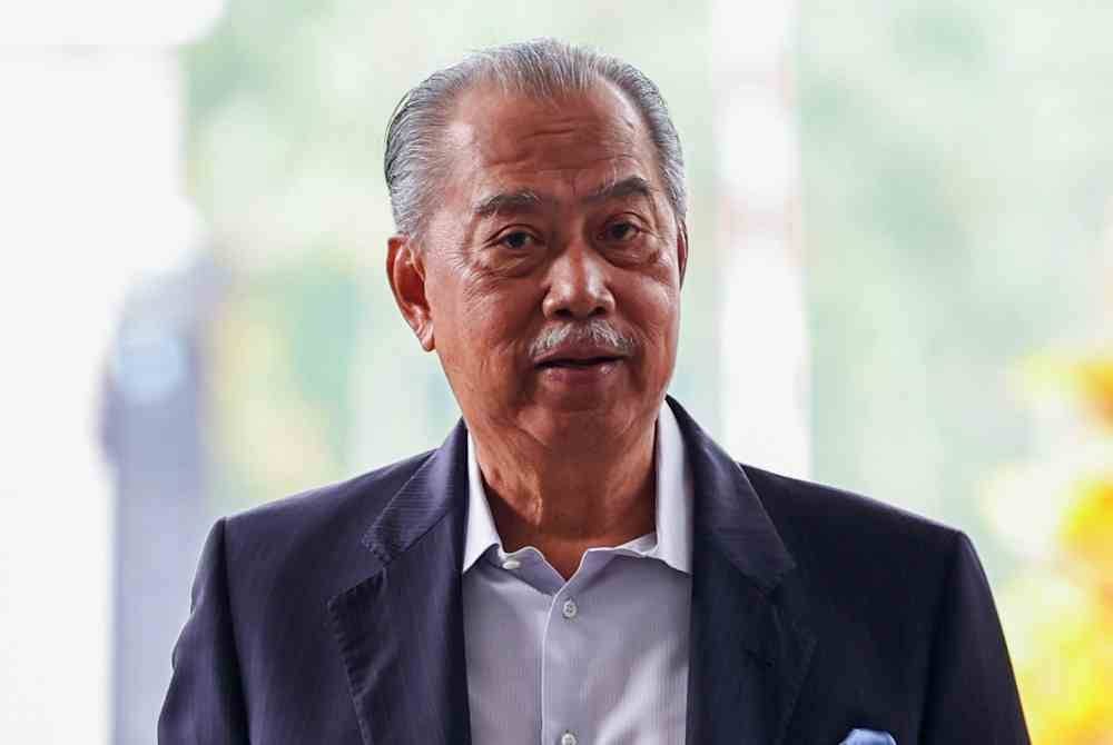 Puad Saran Muhyiddin Letak Jawatan