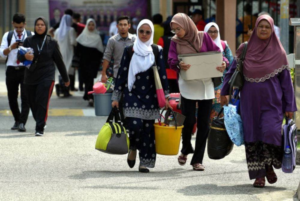 Calon Lepasan Ditawarkan Ke Universiti Awam