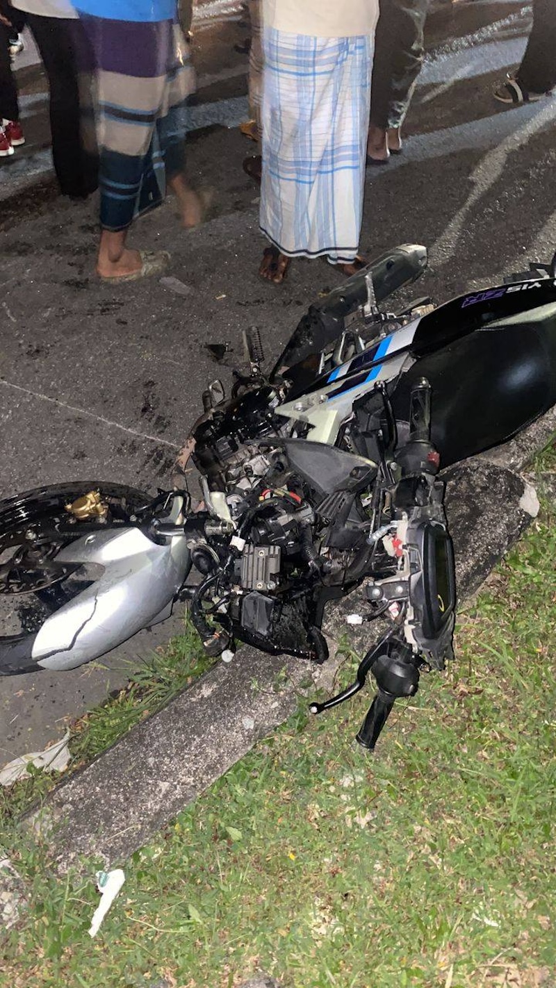 Langgar lampu merah