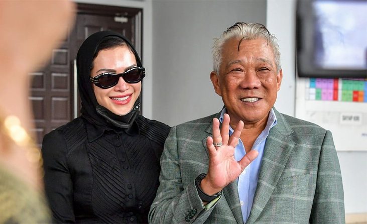 Bung Moktar dan Zizie Izette diperintah bela diri