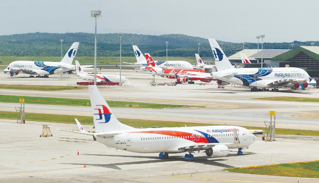 Jemaah umrah terkanda di KLIA