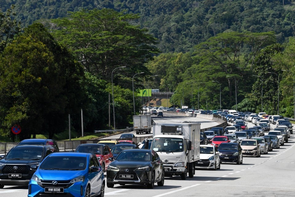 Dua juta kenderaan dijangka masuk Kelantan