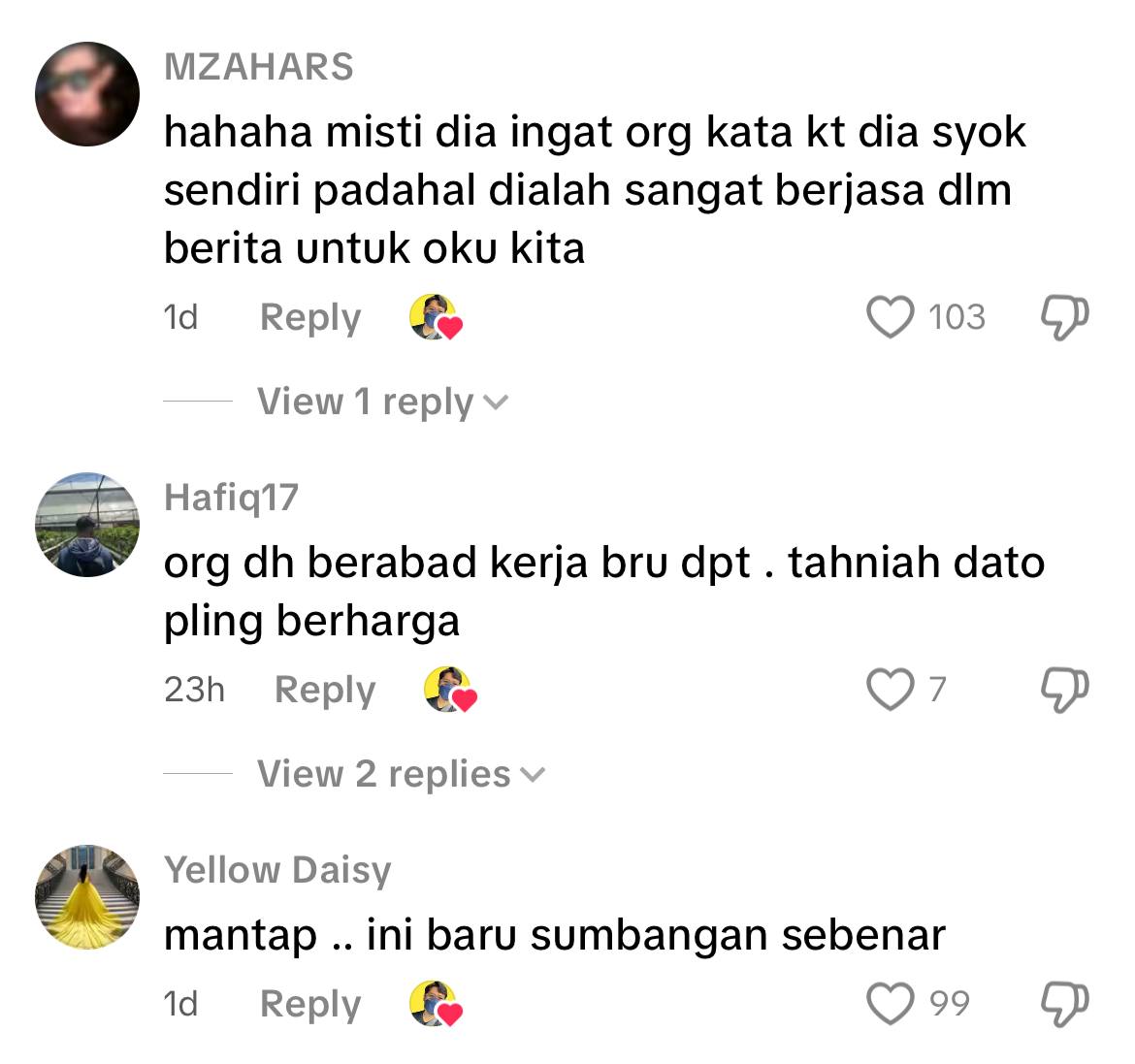 Jurubahasa terjemah berita sendiri