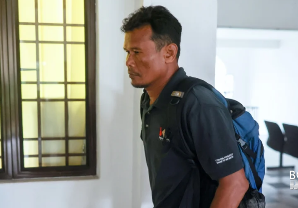 Penyelam mengaku tak bersalah 