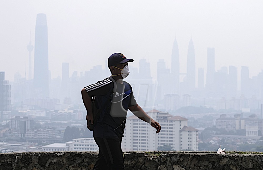 13 titik panas dikesan
