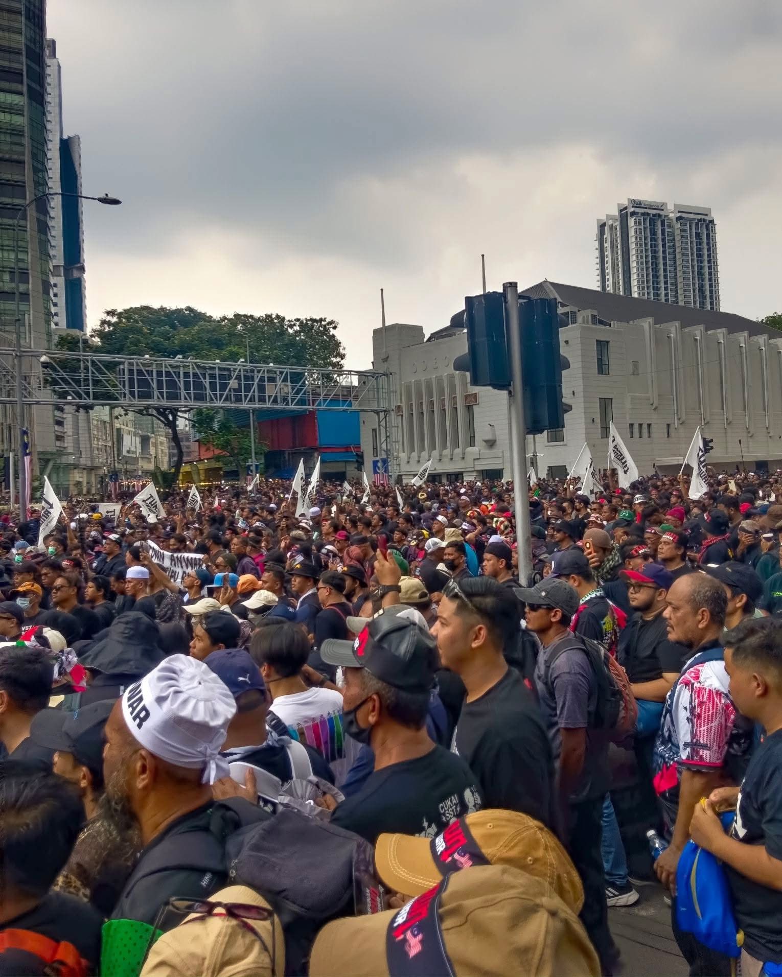 perhimpunan pembangkang