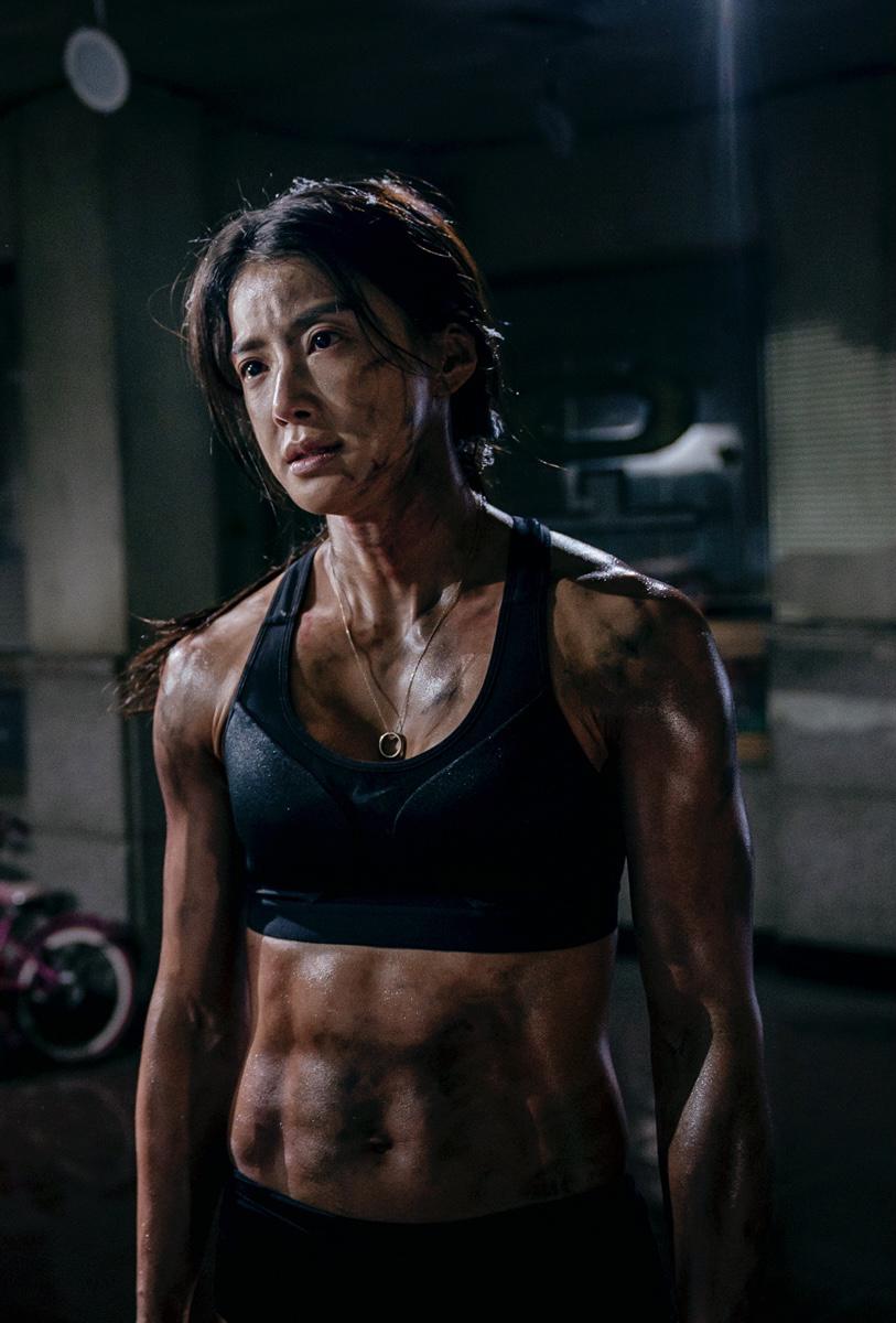 Lee Si-young hamil anak kedua