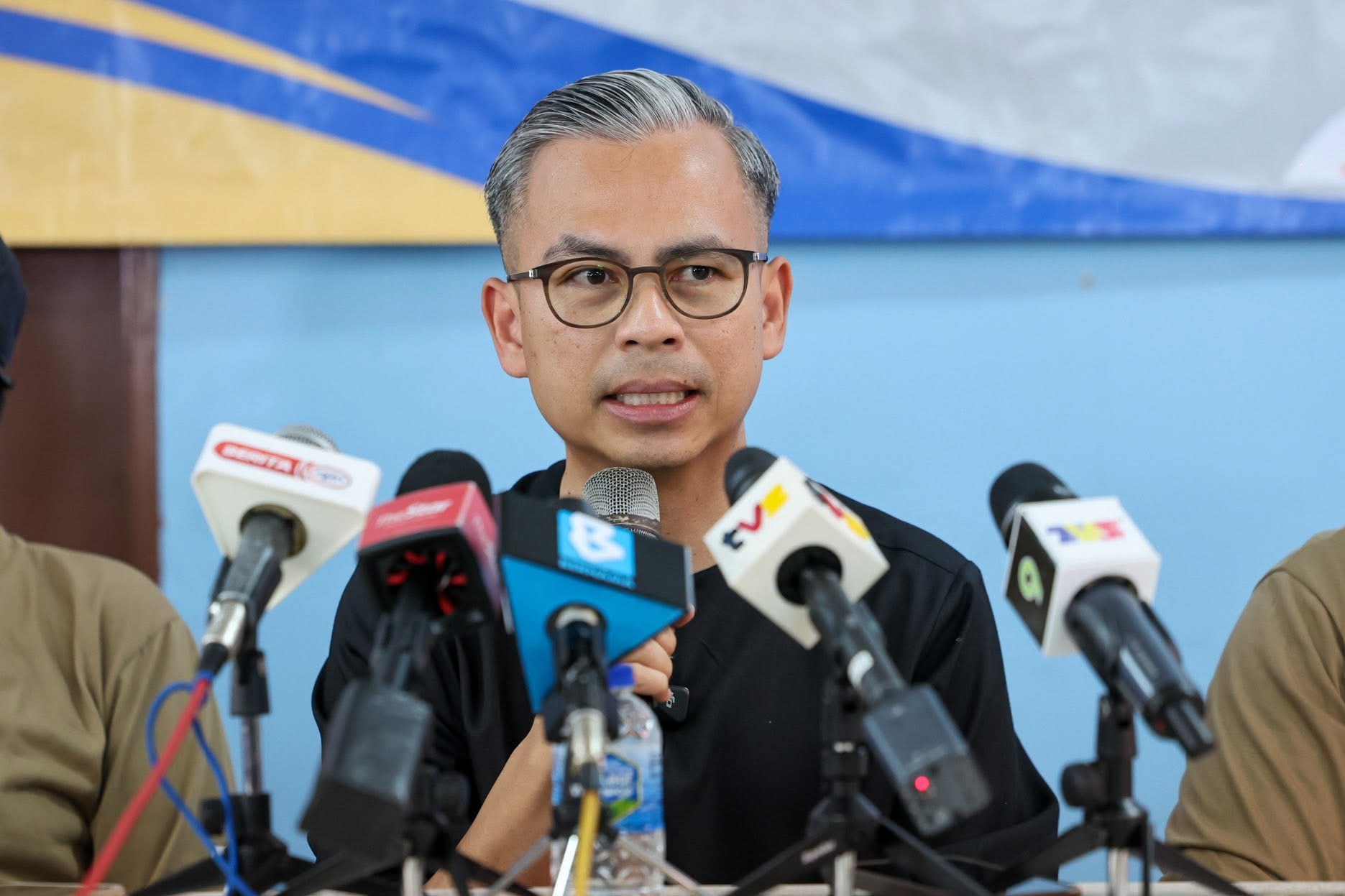 Malaysia berhak terima atau tolak