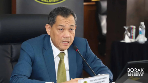 Hamidin Tak Dapat Gaji