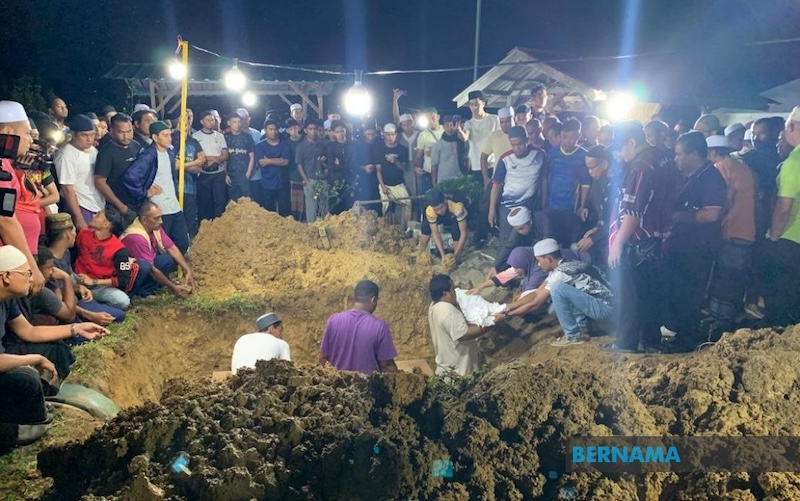 pengsan empat kali