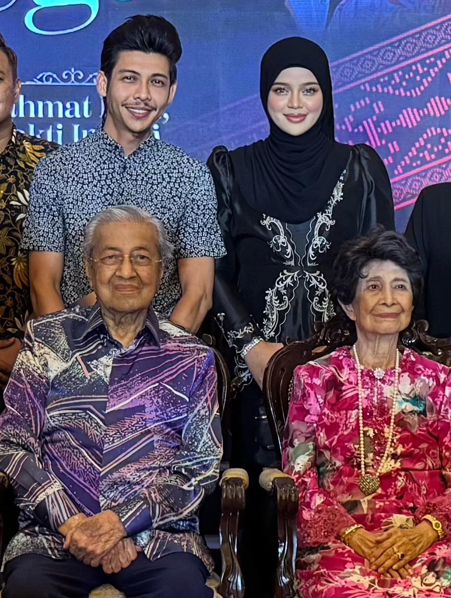 Mua Bellaz Bersyukur dapat jumpa Tun M