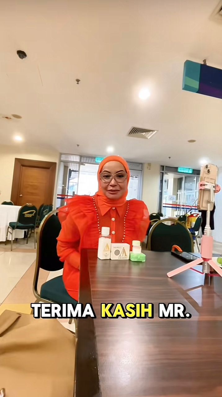 makcik kemboja