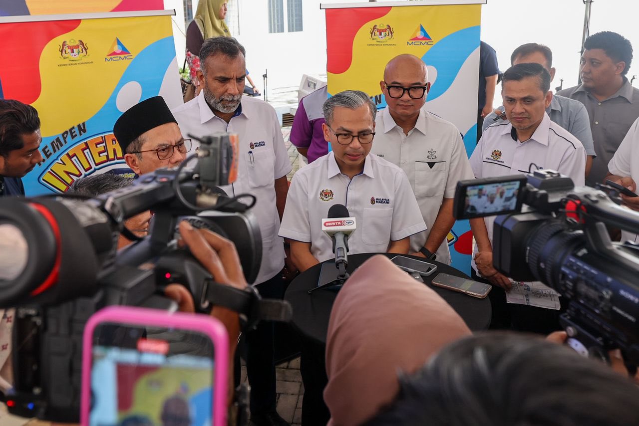 Lesenkan Permainan Dalam Talian 