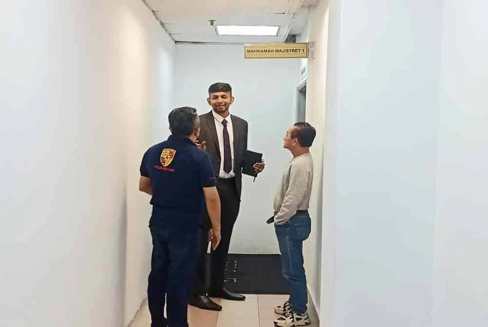 empat lelaki