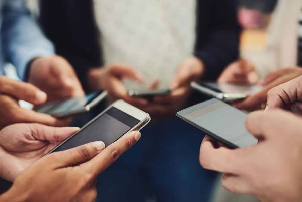 Umur 16 tahun guna media sosial