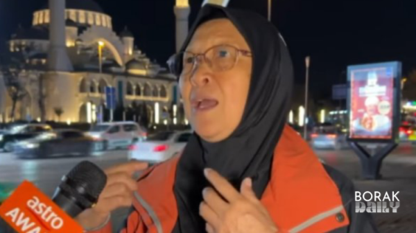 Dr Fauziah Banyak Bersyahadah