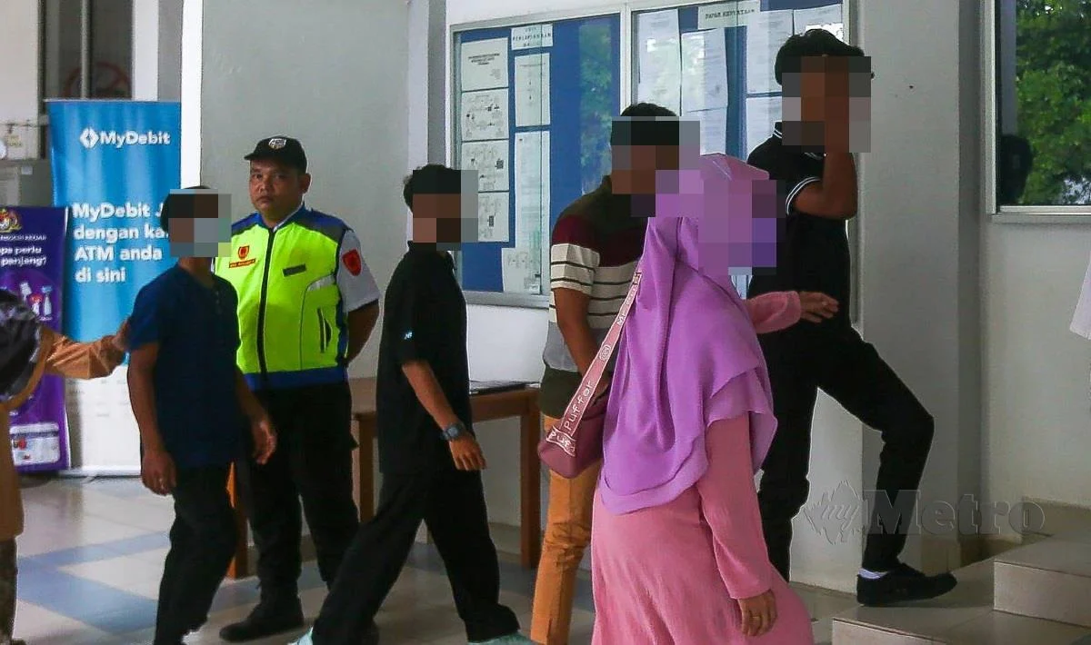 empat remaja