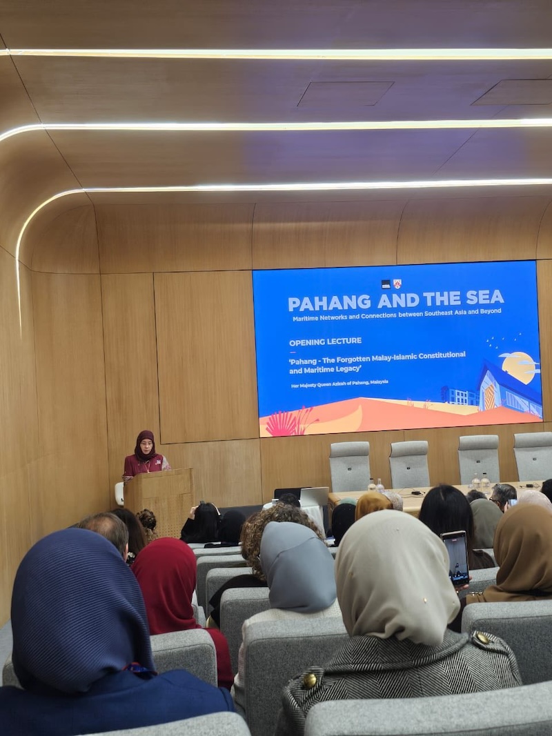 Tunku Azizah catat sejarah