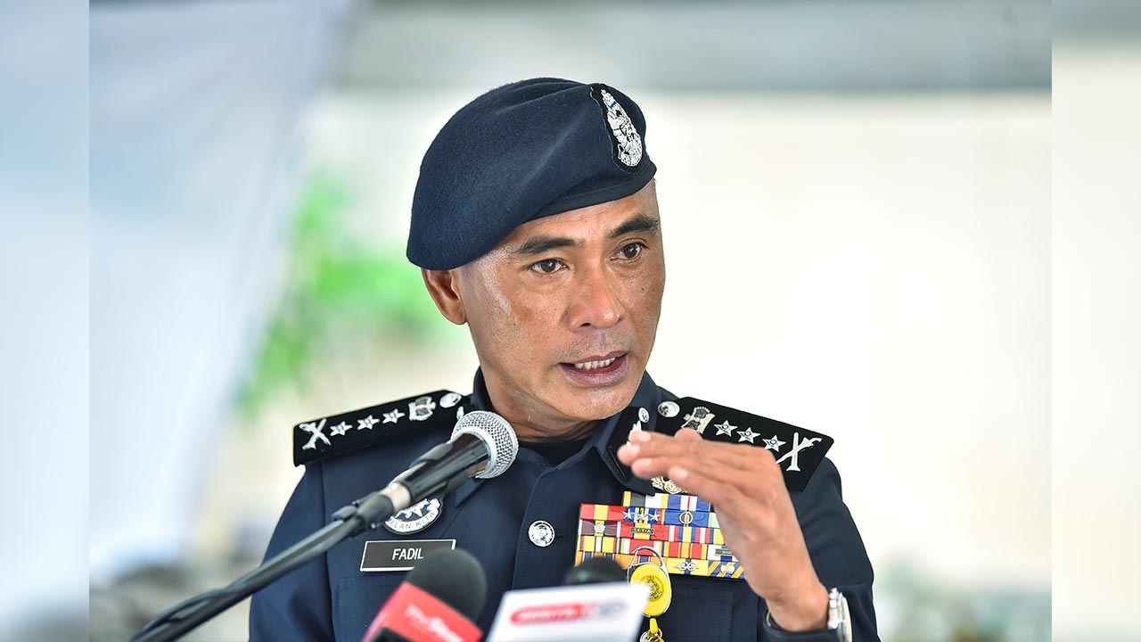 Inspektor Sheila Buat tiga laporan polis