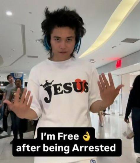 Lelaki serang Ariana dibebaskan