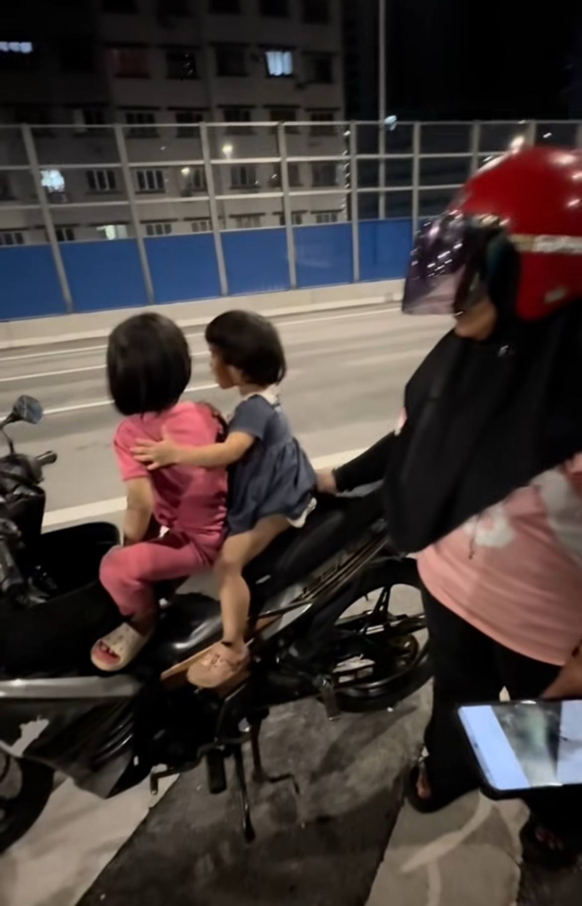 mekanik bantu motosikal rosak