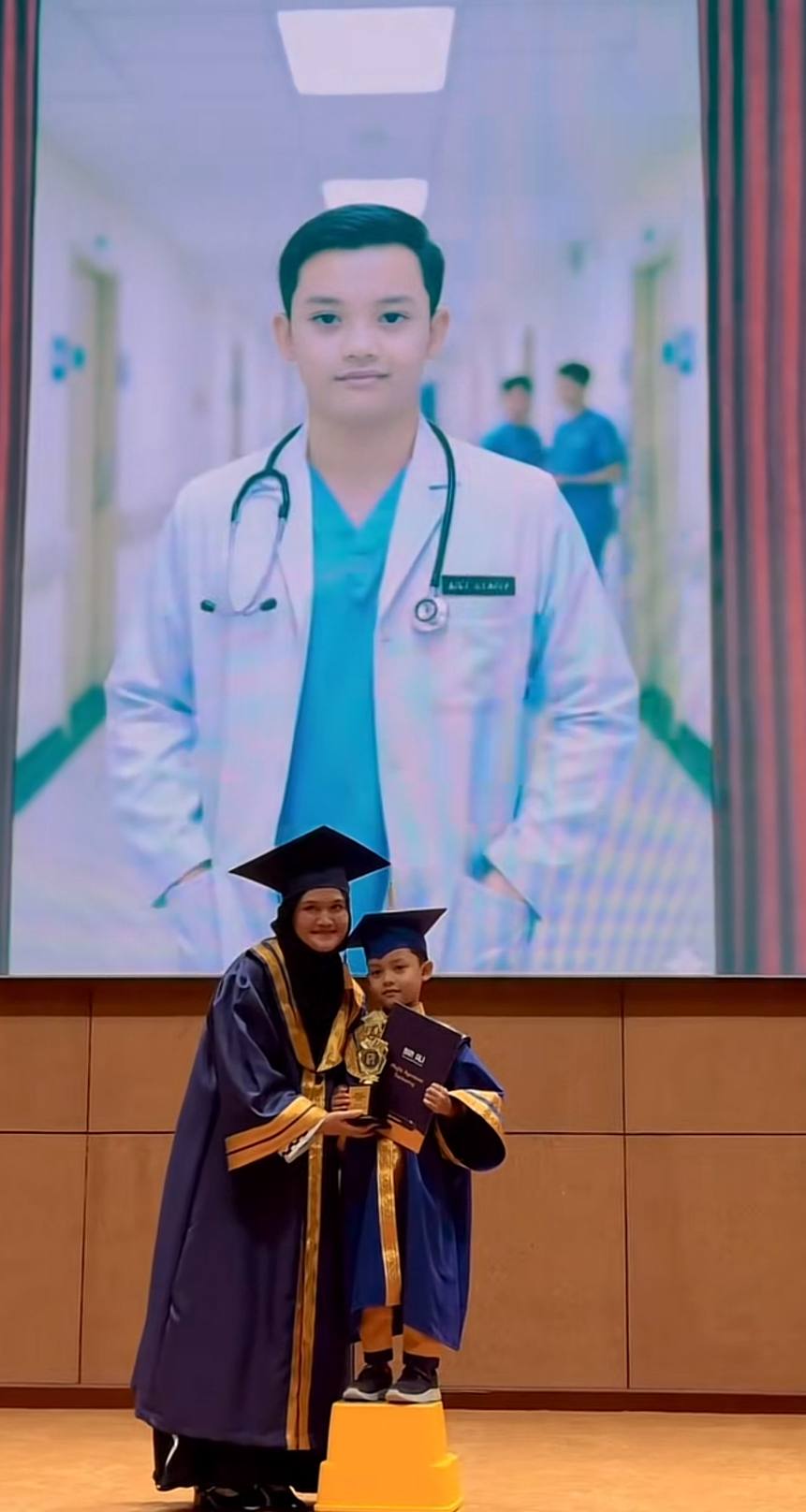 graduasi prasekolah Video AI buat kanak-kanak teruja