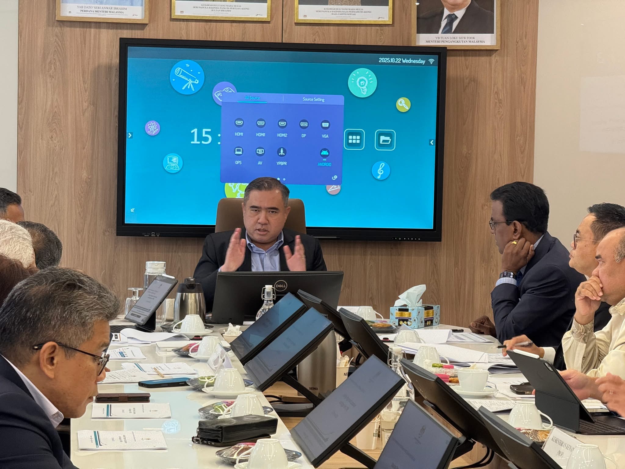 Air Asia tawar tambang tetap